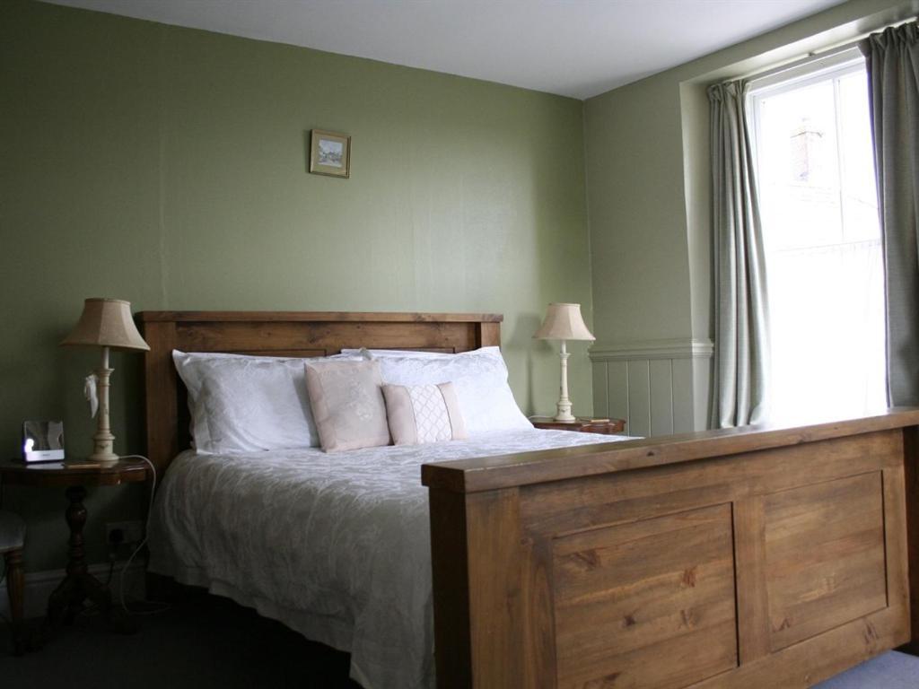 The Pack Horse Inn South Brent Екстериор снимка